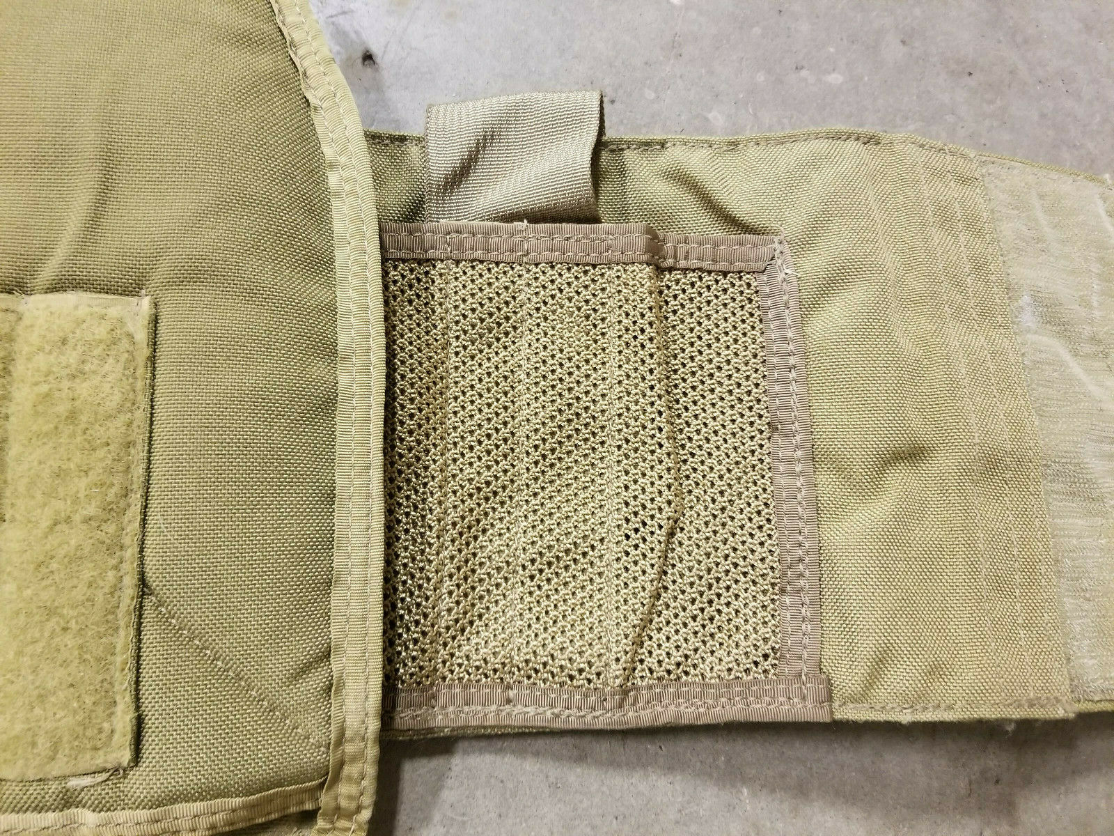 Eagle Industries MBAV SM/MED Plate Carrier Vest Khaki Tan